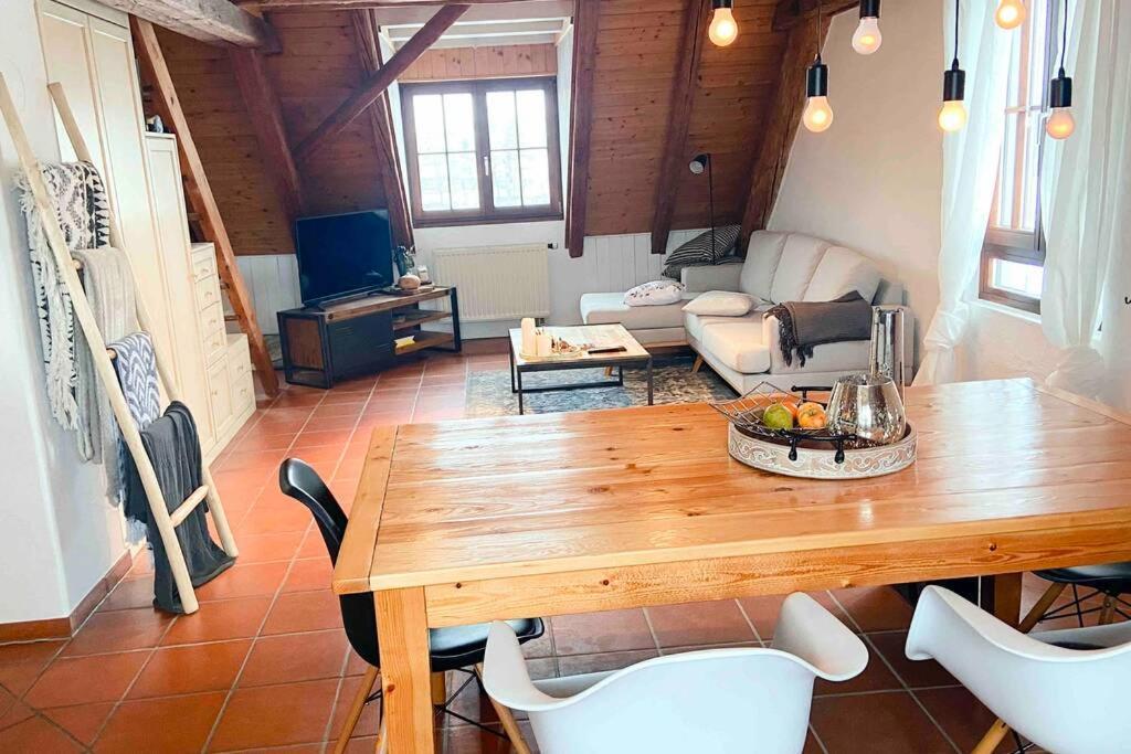 Romantische Ferienwohnung Mit Nahe Zum See Oberteuringen Exterior foto